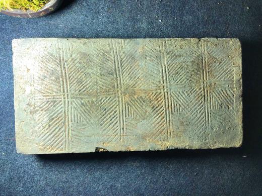 【金石雅趣】金钱纹古砖刻青铜爵杯古砖茶台 商品图3