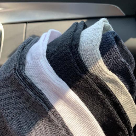 点此购买  原单！鳄鱼男士袜 矫 108258 商品图5