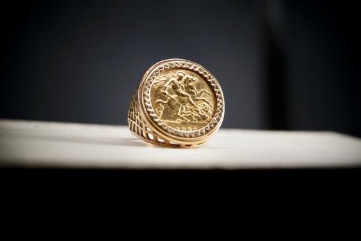 英国古董9K金乔治马剑金币戒指 o frantiques英国古董 商品图1
