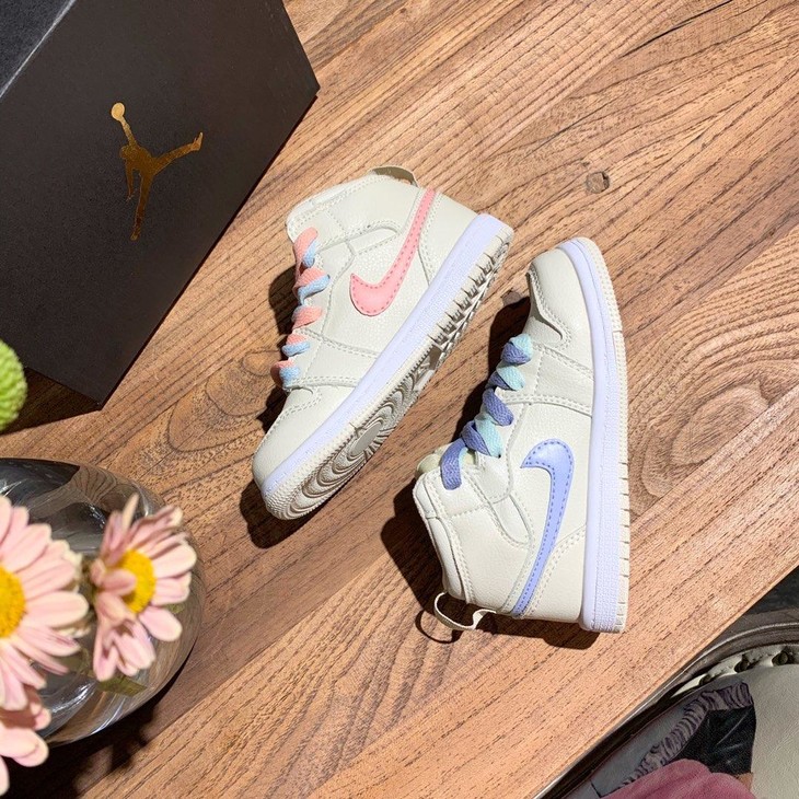 aj粉蓝鸳鸯图片_纵览新闻