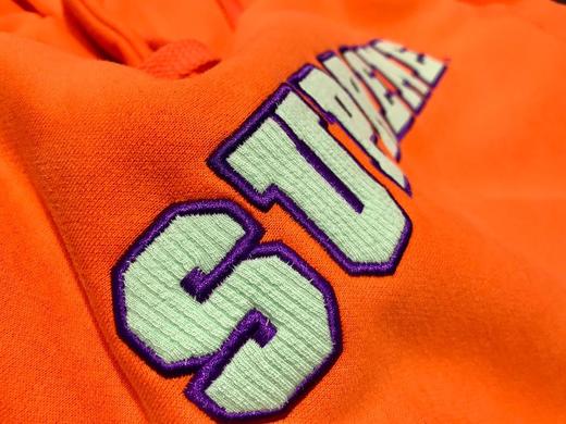 点此购买  情侣款SUPREME加绒橘色卫衣 KS 108496 商品图2