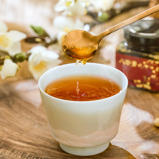 康美 八珍膏  80g*4瓶/盒 补充营养 日常饮品 泡水 干吃 蜂蜜 薏苡仁 莲子 芡实 山药 人参 商品图2