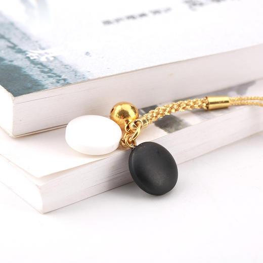 蛤碁石手机链 商品图4