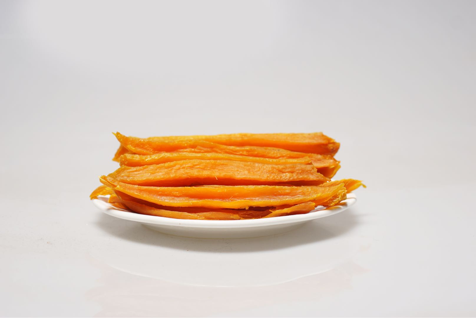 蜜薯地瓜条采用纯正烟25蜜薯制作坚持传统工艺制作