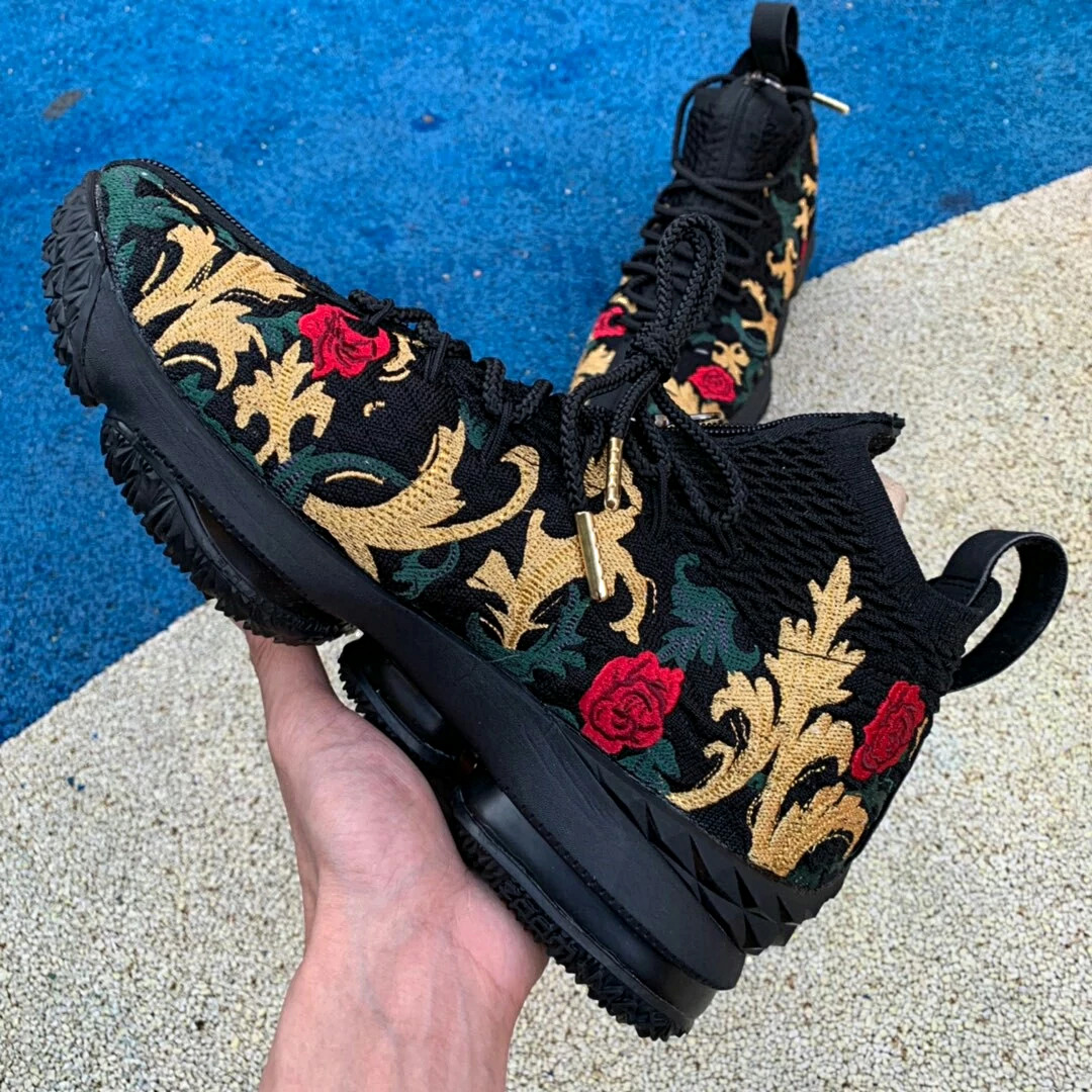 耐克kith x nike lebron 15詹姆斯15花卉刺绣男篮球鞋