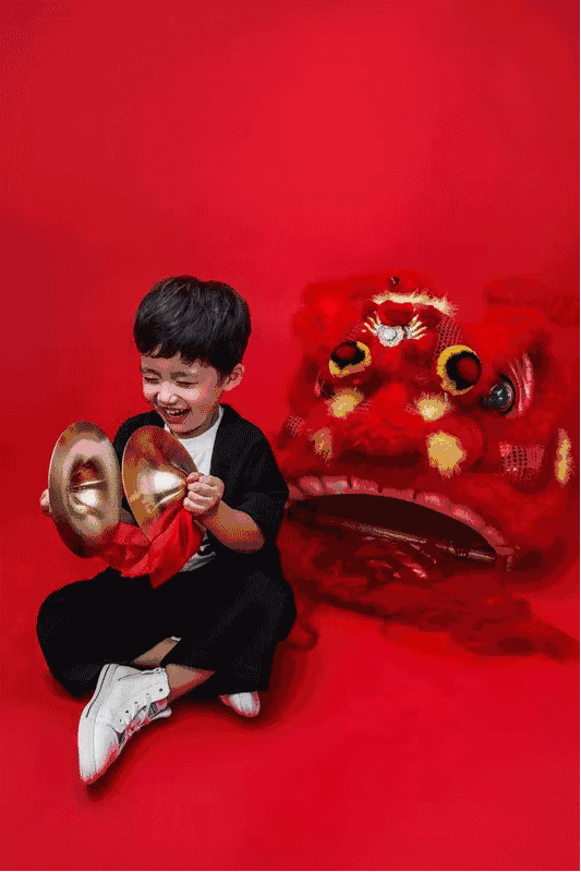 9元汪正摄影,限时尝鲜!福猪台历,时尚儿童摄影套餐