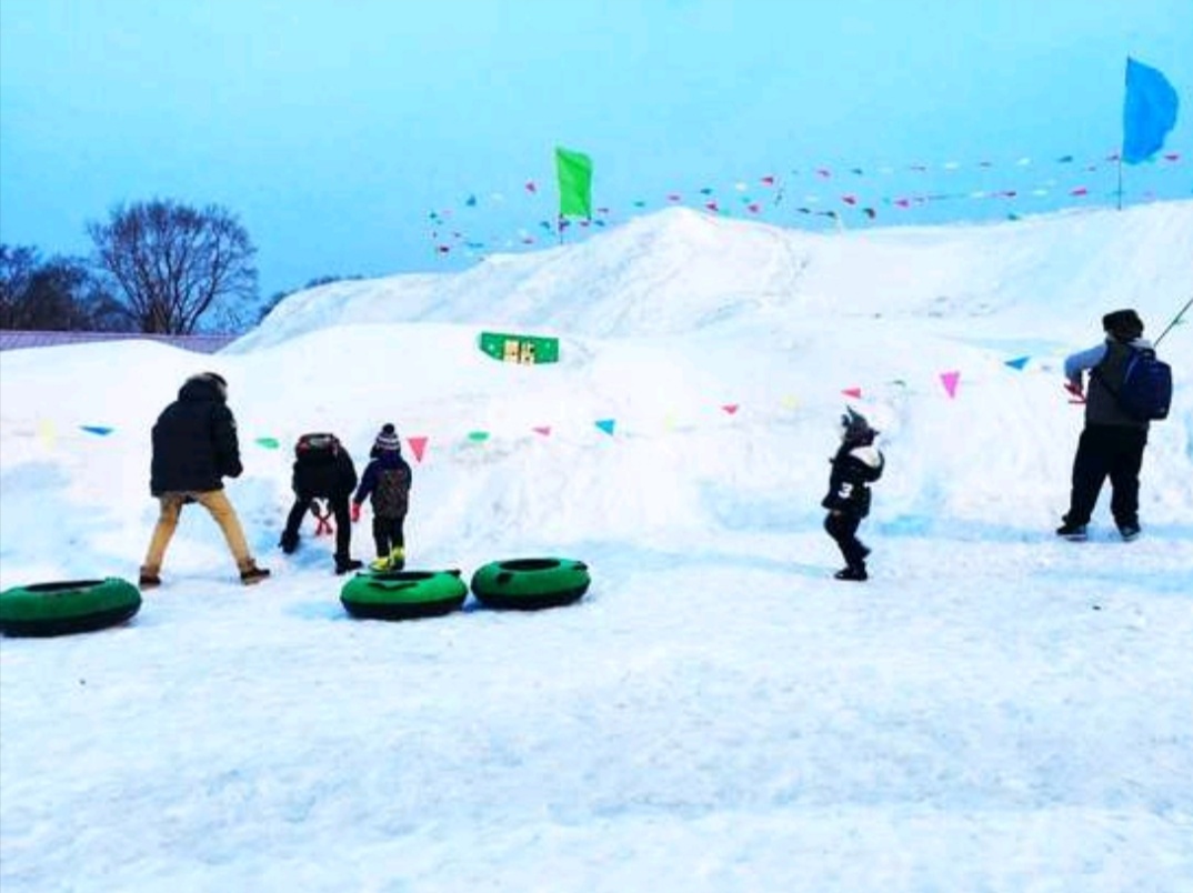 棋盘山滑雪场滑雪 雪具 雪圈,只需110元!单独雪圈仅需40元!