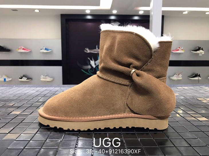 女鞋ugg羊毛里包子鞋雪地靴
