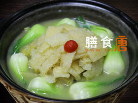 翅汤菜心煮皮肚