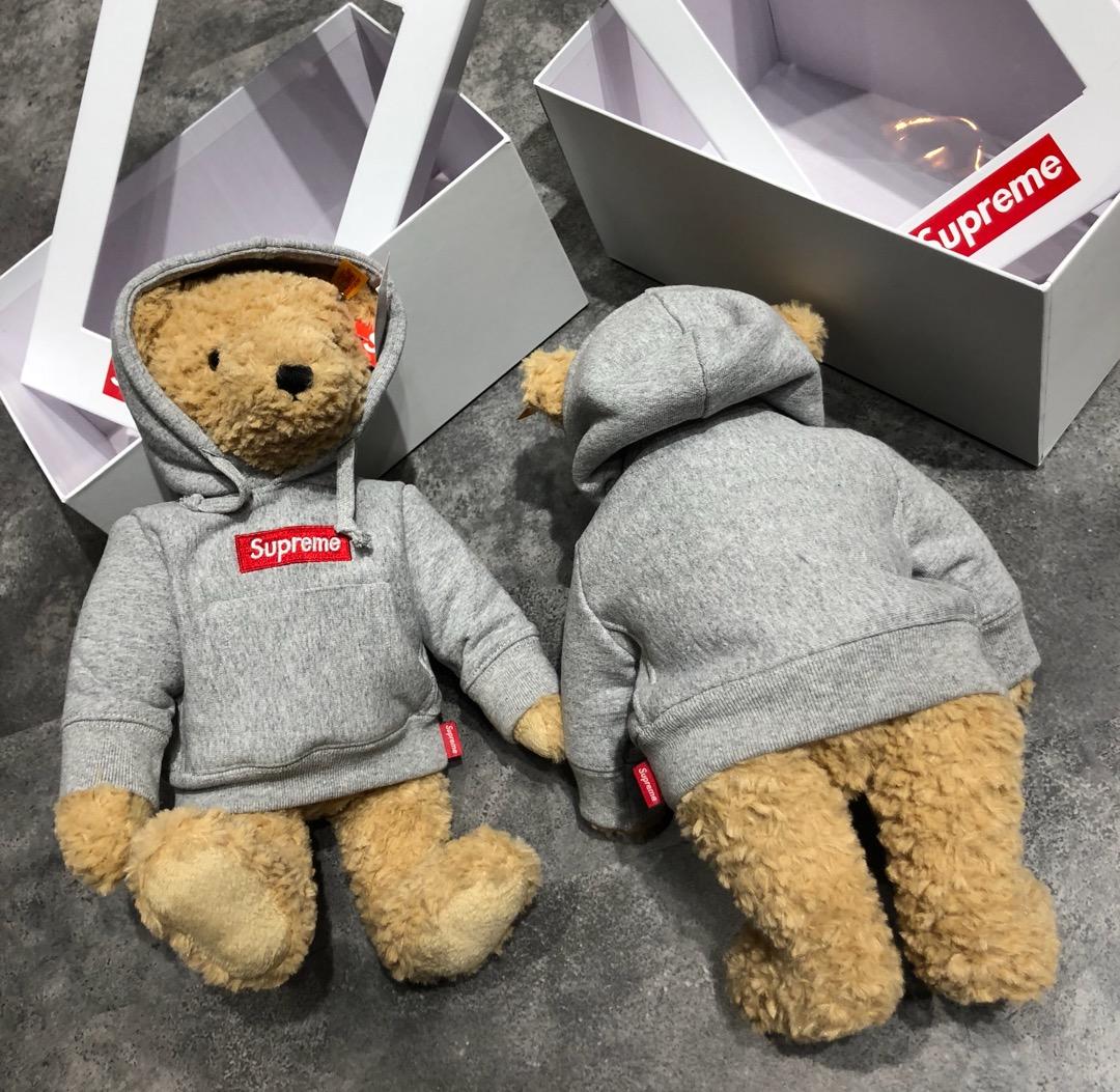 53 supreme x steiff teddy bear 18fw 联名泰迪熊公仔玩偶.