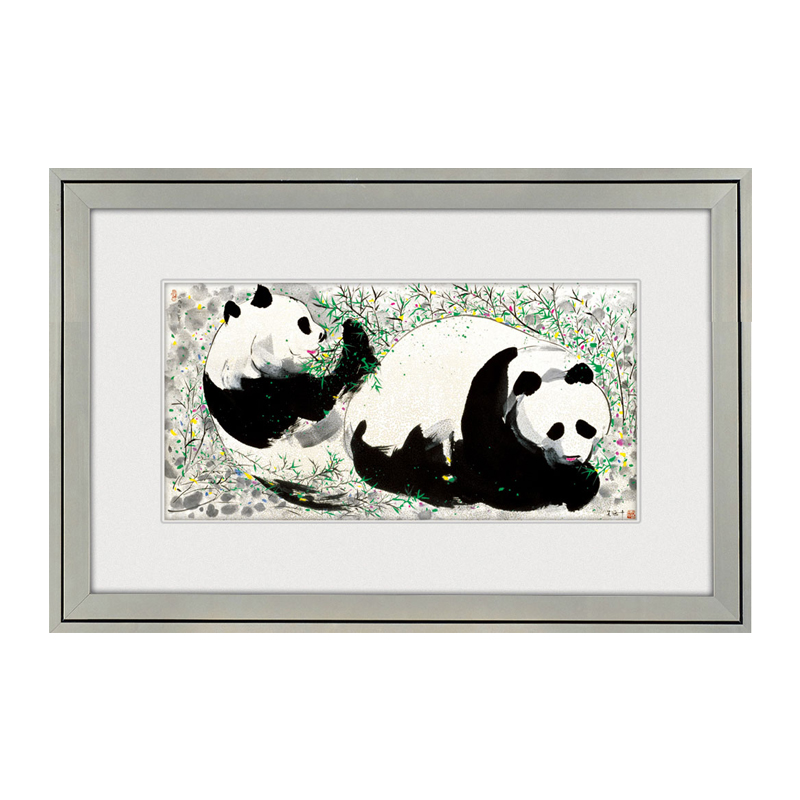 吴冠中综合版画《熊猫之二》装裱尺寸:96cm×61cm
