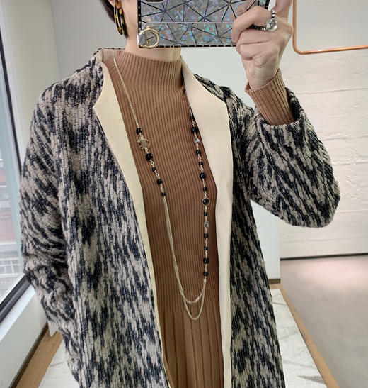 THS Lady 无折 香风扑面 人造珍珠水钻-黑金水晶 加长款项链 黑色 白色 CU507 商品图3