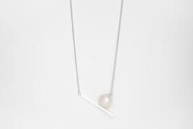 dream of sleep necklace