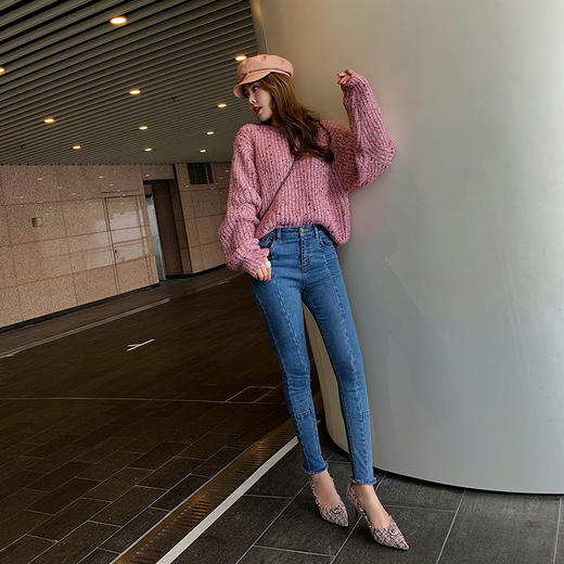 余潇潇2019春装新款高腰牛仔裤女修身弹力磨毛裤脚毛边九分裤子 商品图0