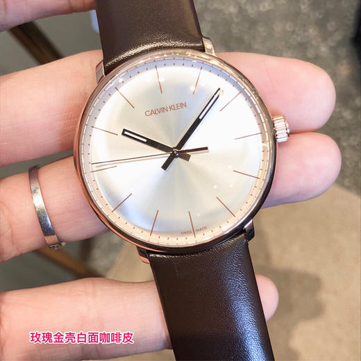 原单CK CalvinKlein 卡尔文·克莱恩
男士商务休闲腕表 此款承袭经典之雅致精髓，同时不复摩登之名 K8M216G6
表盘尺寸：40mm
机芯：原装瑞士石英机芯
       原厂配件组装 商品图4