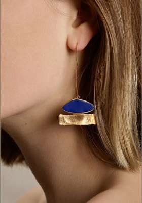 A deep Azure earpieces 