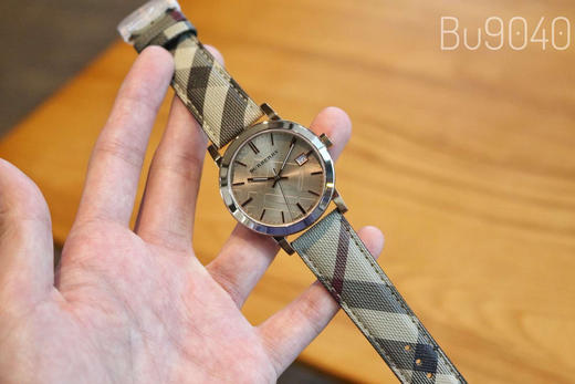 原单巴宝莉Burberry  Bu9040男士腕表表壳：316L精钢机芯：原装瑞士石英表带：进口牛皮表盘尺寸：41mm简约时尚四季百搭的英伦风情男士腕表限时特价💰650 商品图0