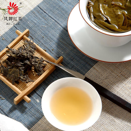 凤牌普洱茶 云南卡思普洱生茶357g 商品图2