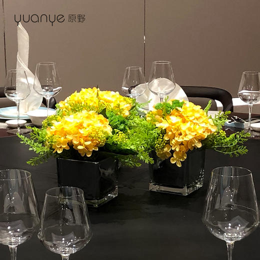 酒店餐桌仿真花圆形组合北欧简约圆桌转盘餐厅茶几会议所绢花假花 商品图0