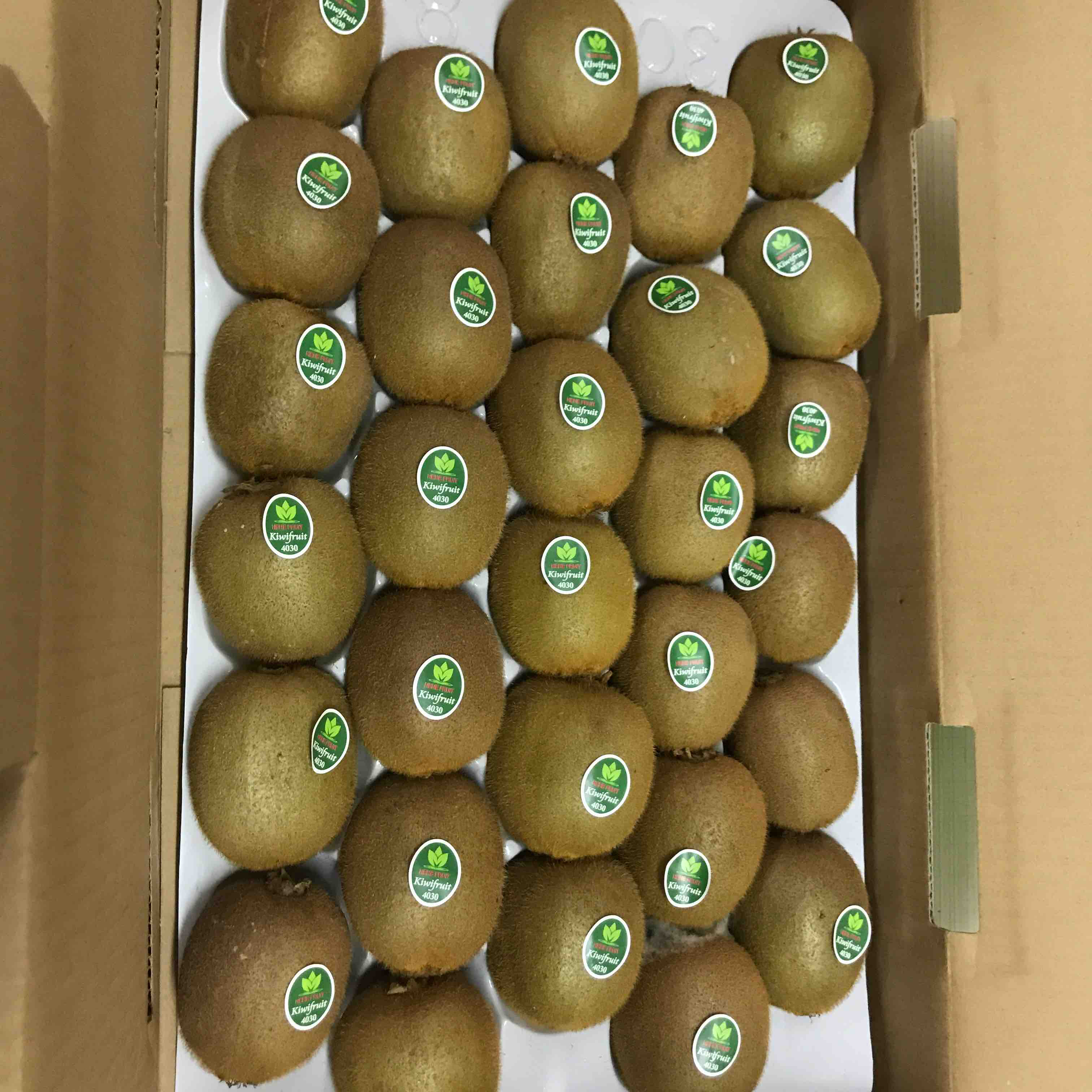 green kiwifruit 猕猴桃 奇异果 绿果 礼盒 30个装