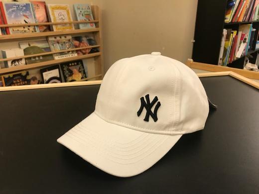 点此购买   MLB杨基 NY 情侣棒球帽  北 112383 商品图11