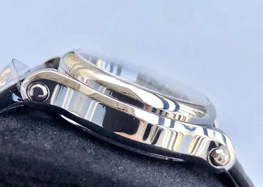 专柜副本级 萧邦CHOPARD快乐钻系列（原版开模）
「中号尺寸30mm 」历时一年多研发终于面世，在蓝气球已经是女士标配的时代 商品图3