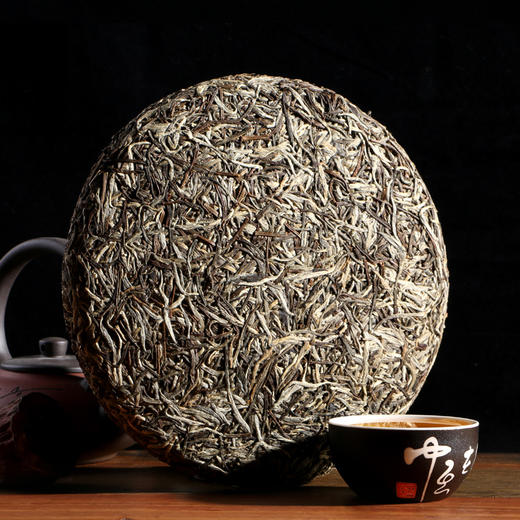 传奇会福鼎白茶 I 白毫银针陈年老白茶茶饼高档礼盒装300g 福建正宗太姥山特级原料高山老白茶茶饼 商品图1
