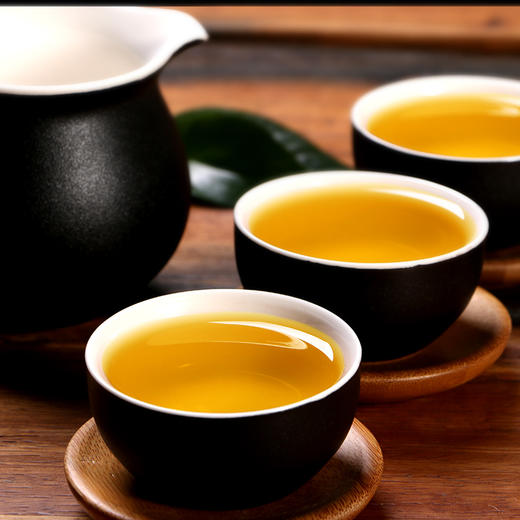 传奇会福鼎白茶 I 白毫银针陈年老白茶茶饼高档礼盒装300g 福建正宗太姥山特级原料高山老白茶茶饼 商品图2