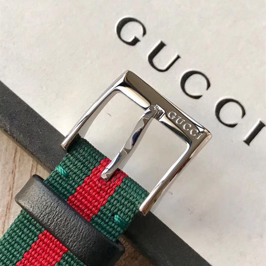 原单品质Gucci G-FRAME系列古驰女士腕表 原装瑞士石英机芯，精致贝母面饰以蜜蜂丁，三色表带，表盘尺寸：21mm*34mm，新款到货，全套专柜包装，支持专柜！ 商品图8