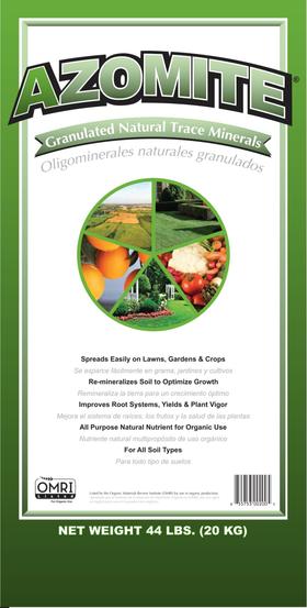 秋施基肥，草莓起垄，补充中微量元素：美国艾作迈，根施土壤调理剂，富含67种矿物质元素！