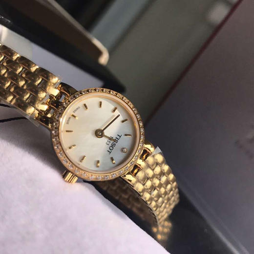 原单品质 TISSOT  天梭，T058乐爱系列，精致小巧女表，原装瑞士ETA石英机芯，全部原装配件组装，表径20mm，优雅知性，一表一号，三码一表。 商品图7