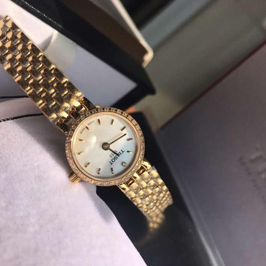 原单品质 TISSOT  天梭，T058乐爱系列，精致小巧女表，原装瑞士ETA石英机芯，全部原装配件组装，表径20mm，优雅知性，一表一号，三码一表。 商品图6