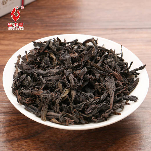 武夷星 八三茶人醇香大红袍烟条装125g 生津回味，香气高扬 商品图4