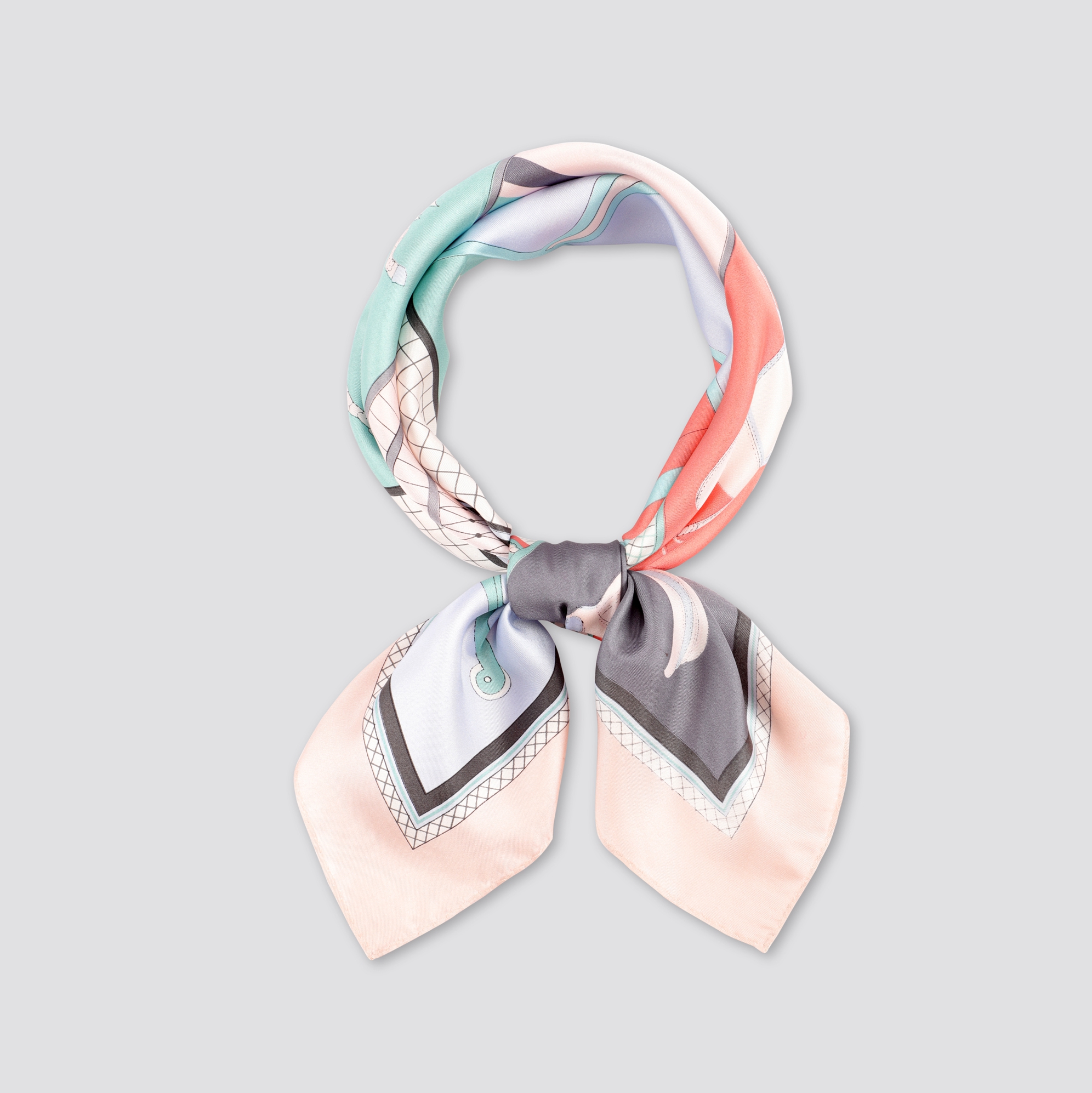 桑蚕丝16宫格小清新时尚丝巾（出口韩国余款）