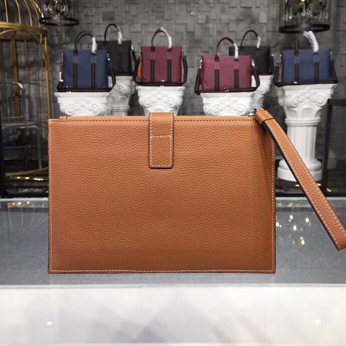 春季特惠390【hermes】爱马仕最新款男士手拿包816-1 采用顶级头层