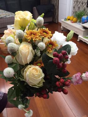 【鲜花福袋】美美的一大把鲜花 随机 3-5种花材 15-20支鲜花   鲜花云南昆明基地直发  空运包邮