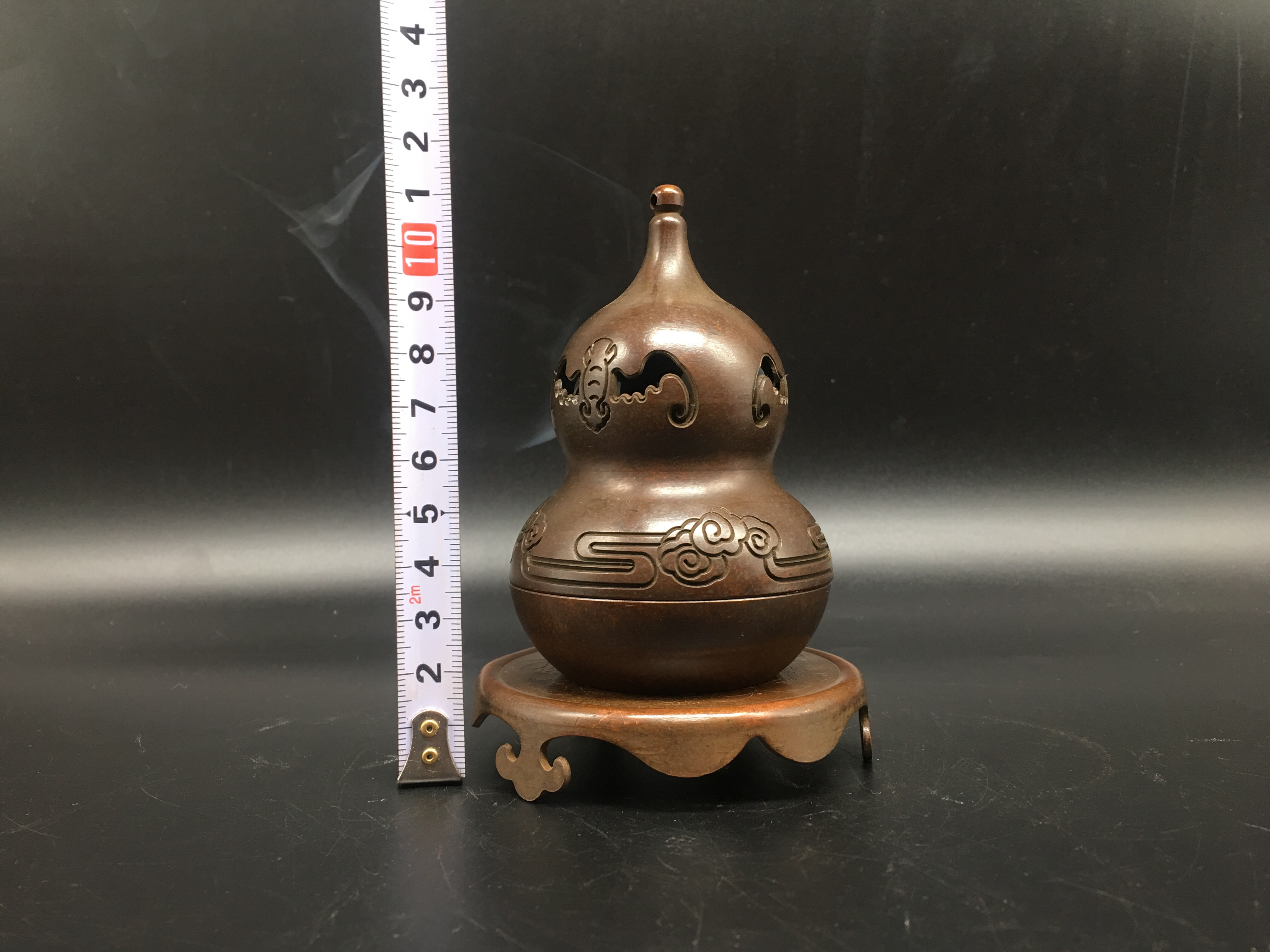 镂空铜葫芦熏香炉,带底托