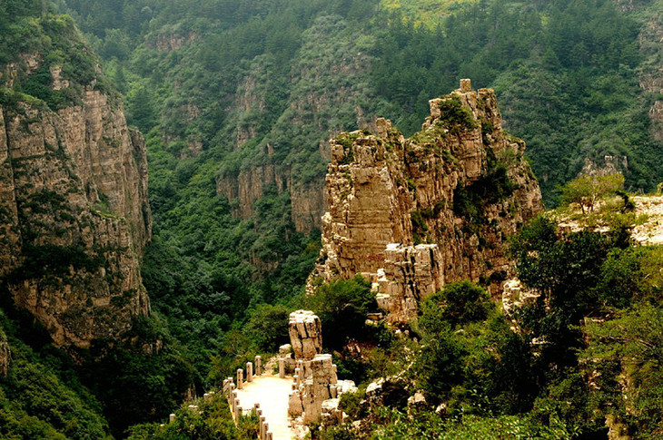 【清明】世界三大奇塔:应县木塔,登北岳恒山赏世界一绝悬空寺,云冈