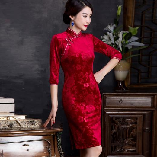 新款复古改良丝绒压花短款婚宴礼服大码旗袍 商品图4