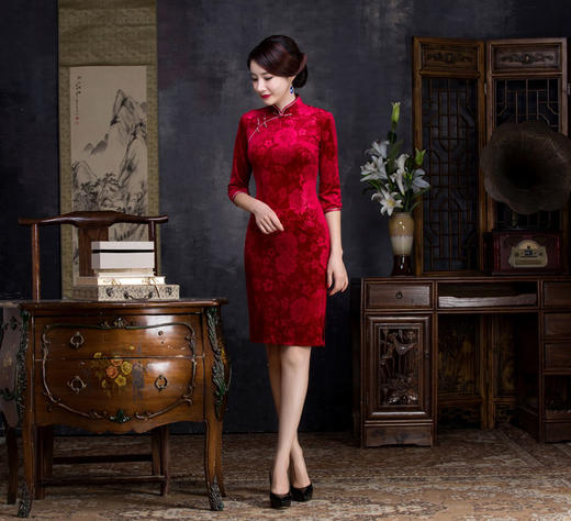 新款复古改良丝绒压花短款婚宴礼服大码旗袍 商品图7