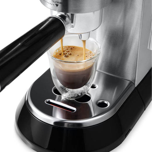 Delonghi 德龙 EC680 半自动咖啡机 （红色 / 银色）（特价！！有效期到2020-3-31） 商品图6