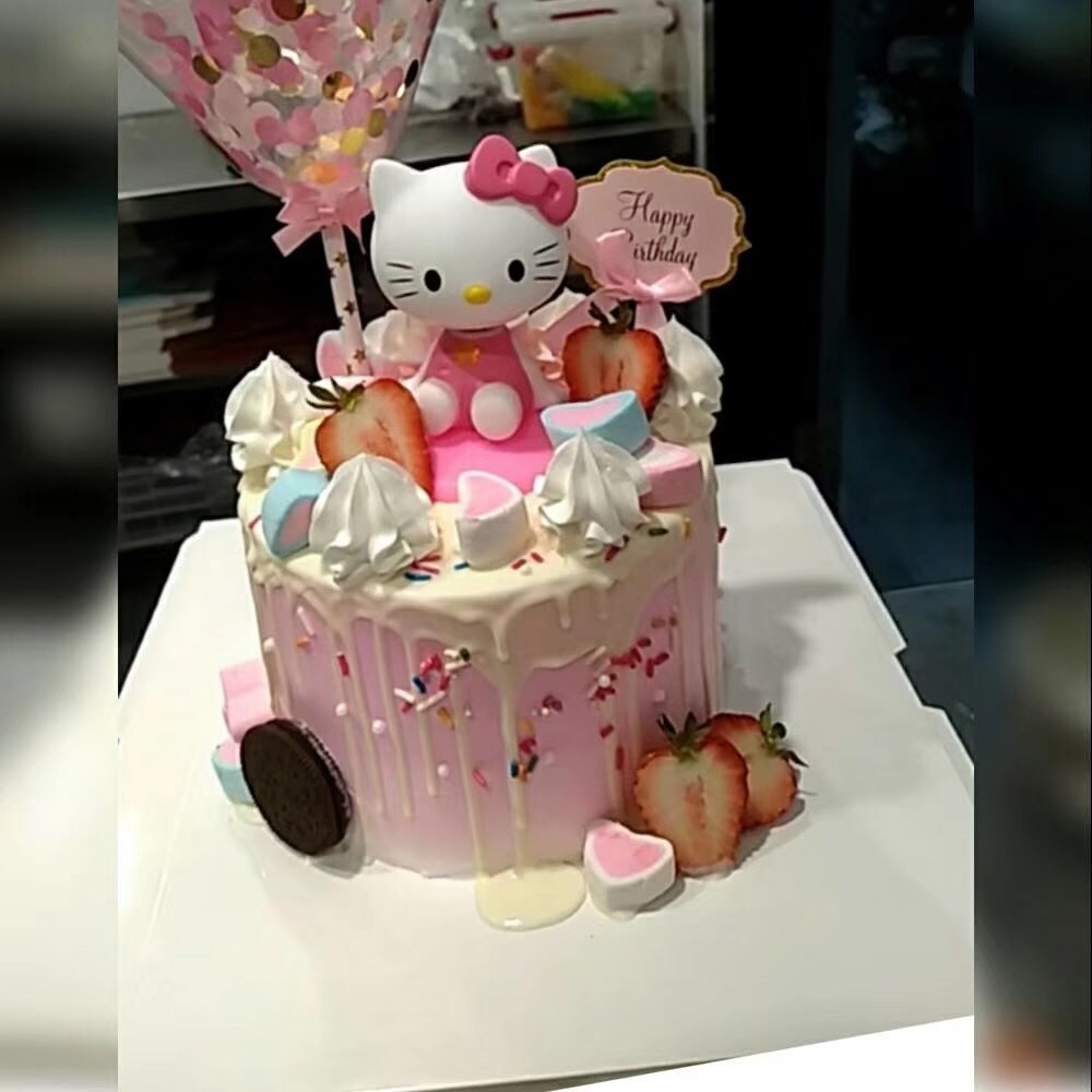 【提前四小时预订】2磅8寸凯蒂猫蛋糕