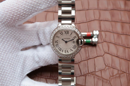 3A卡地亚蓝气球WE9003z3，原装瑞士Cal.057石英机芯表径：28.5毫米，表壳厚度：9.35毫米，表镜材质：蓝宝石水晶玻璃，背透：密底 商品图1