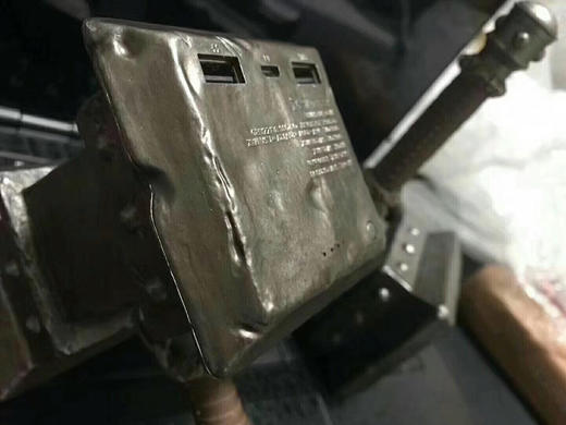 限量版！13400毫安毁灭之锤充电宝！ 商品图2
