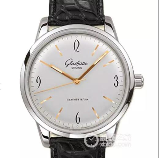 FK格拉苏蒂原创。型号：1-39-52-01-02-04，系列：20世纪复古，男士，透底。全自动机械机芯，精钢外壳，39毫米，9.4毫米，镀银表盘。 商品图0