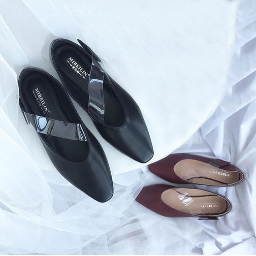 【服饰鞋包】春秋季复古平底鞋女单鞋秀气百搭方头女鞋 商品图0