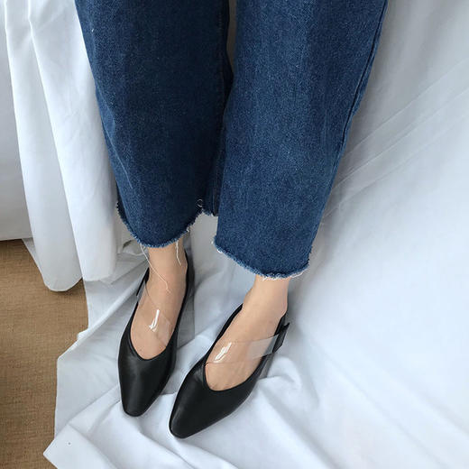 【服饰鞋包】春秋季复古平底鞋女单鞋秀气百搭方头女鞋 商品图3