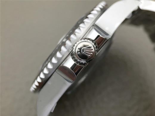 AR劳力士海使型126600（新小鬼王），2836机械机芯，直径43mm，振频：28,800每小时振荡次数 动力储备：40小时，外观表径：43毫米50周年【单红】 商品图8