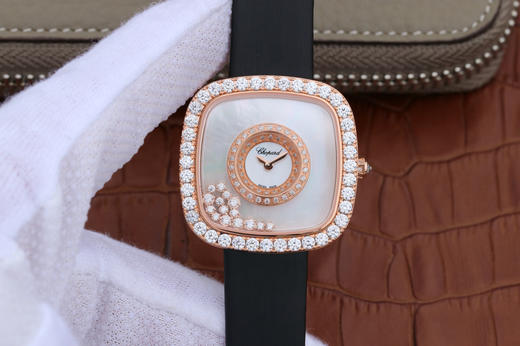 G萧邦（肖邦）HAPPY DIAMONDS系列204368-5001女士方型腕表，气质腕表！这样以现代时尚的设计风格，表圈钻石镶嵌勾勒出柔和的曲线轮廓，中间可流动钻石 商品图1