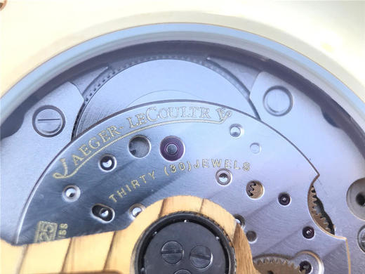 N积家大师系列Q151242A，chaoji复刻机械腕表。 汇集动力 星期 月份 月相 功能同正品一致 超薄表径41×11mm 双卜蓝宝石镜面 原装折叠扣 商品图8